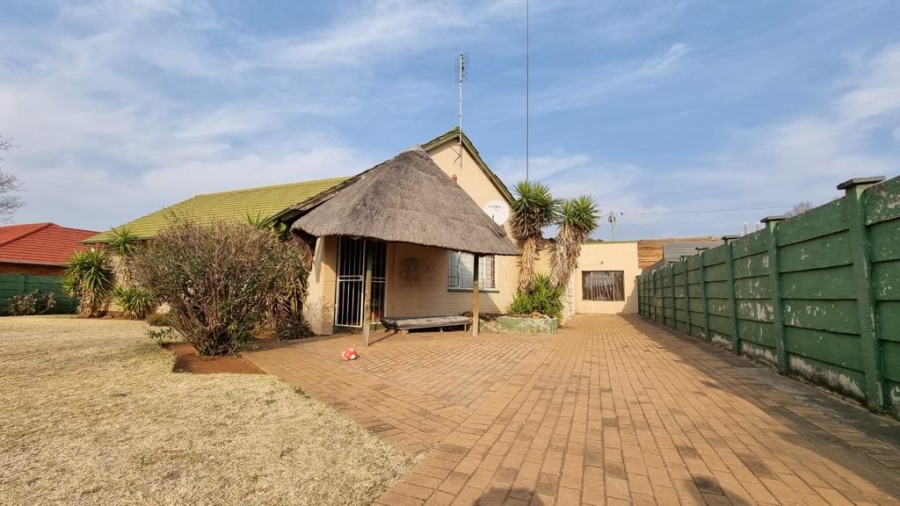 3 Bedroom Property for Sale in Stilfontein Ext 3 North West